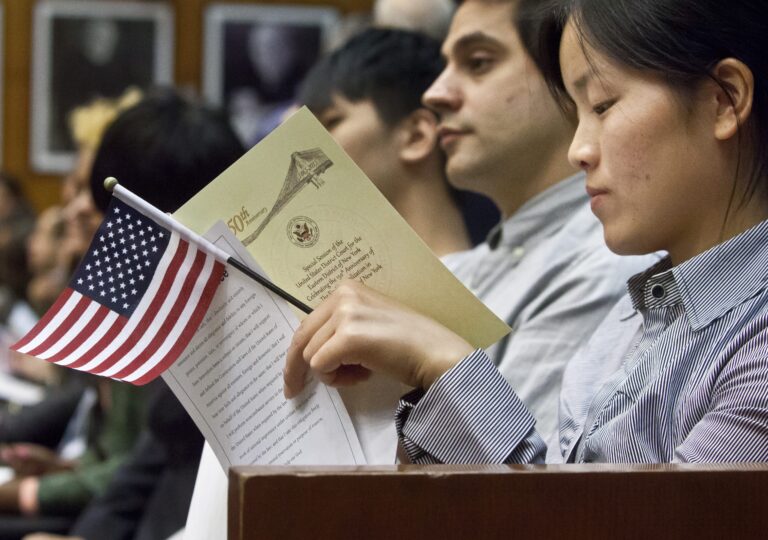 Estados Unidos implementa el programa «Parole in Place» para inmigrantes indocumentados