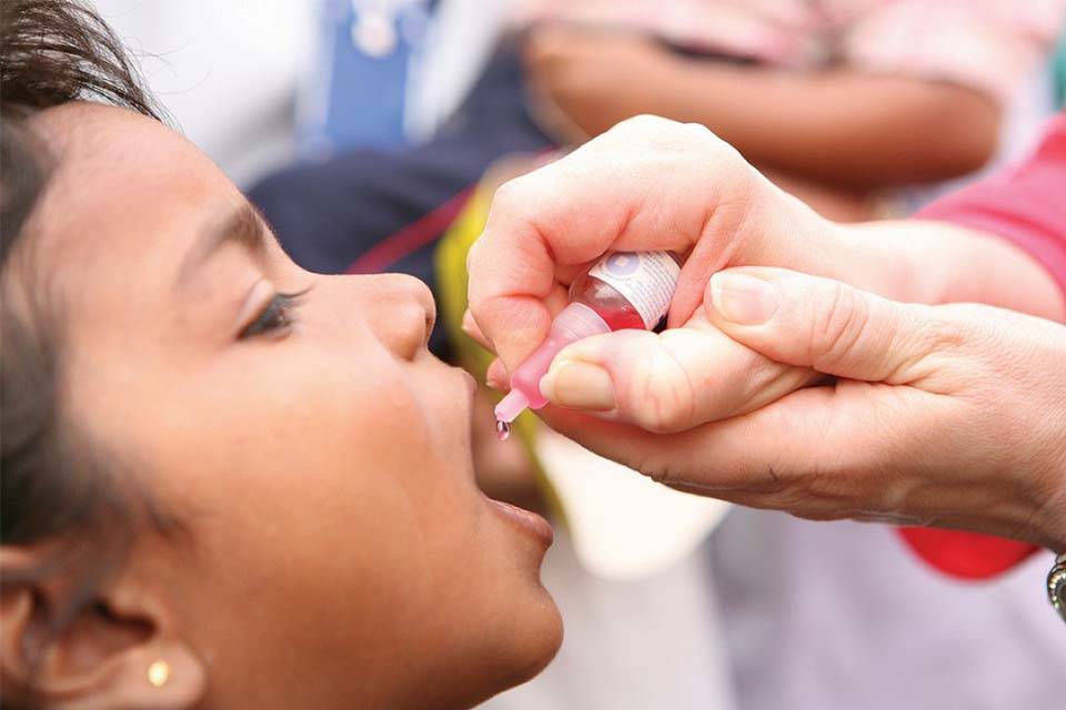 Gaza comienza campaña de vacunación contra la polio tras primer caso en 25 años Gaza comienza campaña de vacunación contra la polio tras primer caso en 25 años