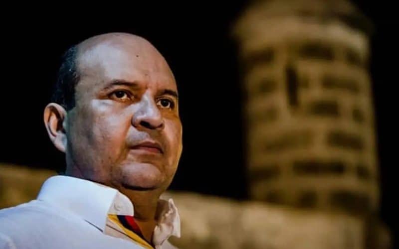 Oposición denuncia la detención de Roland Carreño Oposición denuncia la detención de Roland Carreño