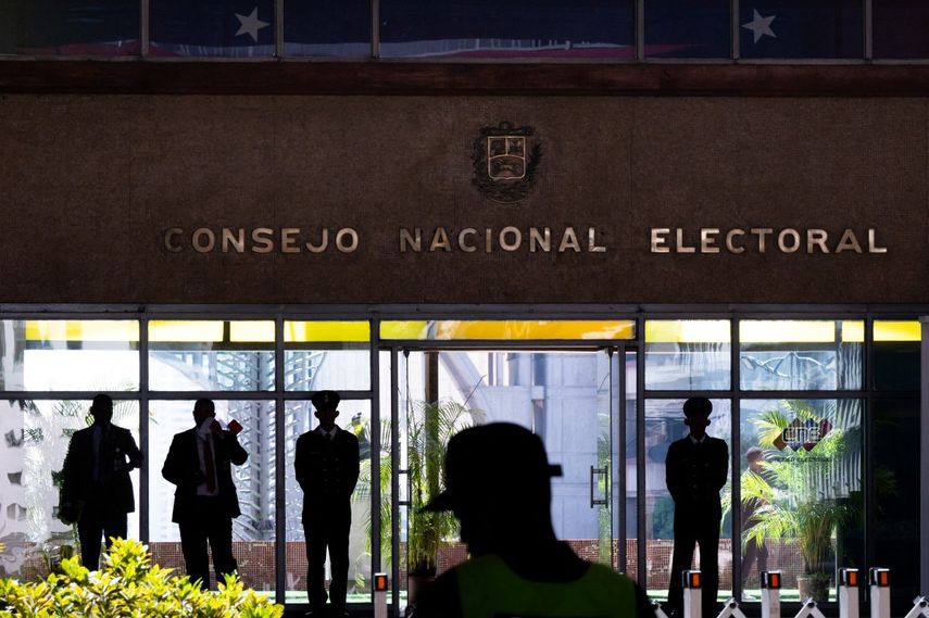 Magistrados del TSJ inician validación de actas electorales físicas del 28 de julio