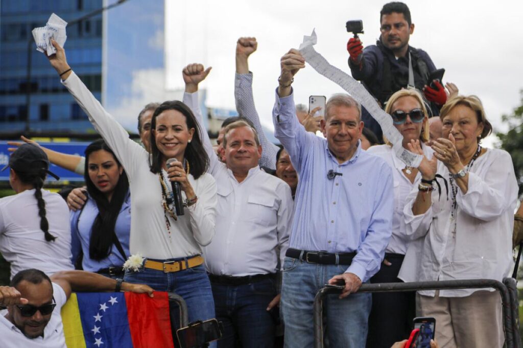 López Obrador critica a Estados Unidos por reconocer triunfo opositor en Venezuela