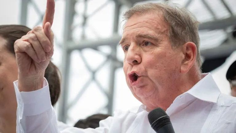 Fiscalía de Venezuela cita a Edmundo González por denunciar fraude electoral
