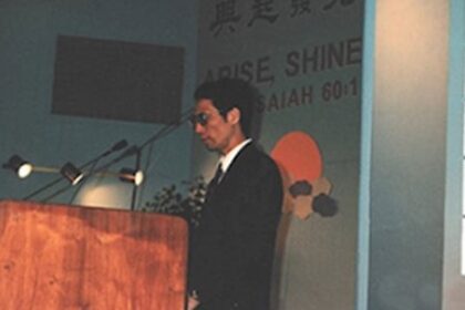 Pastor estadounidense detenido en China desde 2006 es liberado después de casi dos décadas