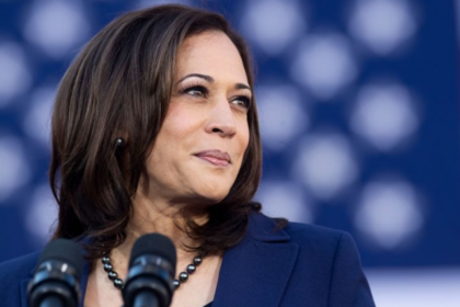 Kamala Harris lidera intención de voto latino, pero con la menor ventaja demócrata en años