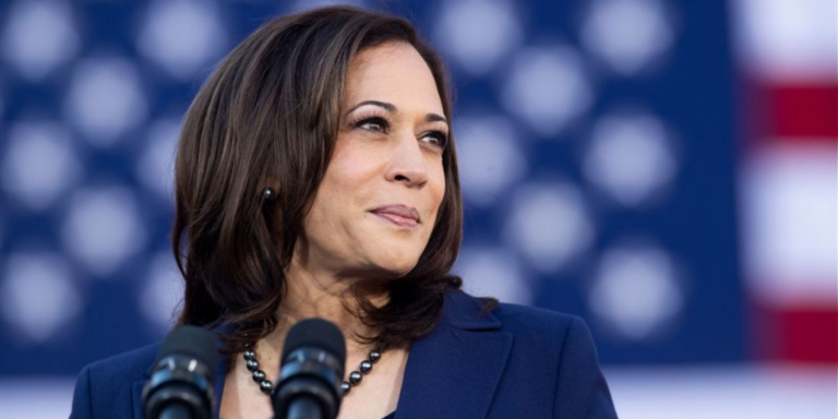 Kamala Harris lidera intención de voto latino, pero con la menor ventaja demócrata en años