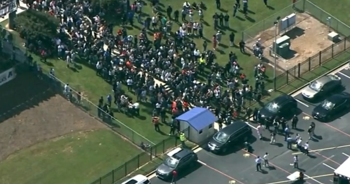 Tiroteo activo en Apalachee High School, Georgia: un sospechoso bajo custodia y víctimas reportadas