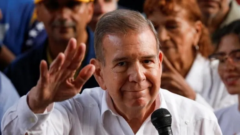 Delcy Rodríguez confirma la salida de Edmundo González tras recibir asilo político en España