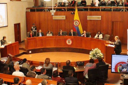 Corte Constitucional de Colombia prohíbe la imposición de la religión católica en colegios públicos