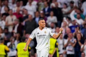 Real Madrid vence 3-2 al Alavés durante un reñido partido