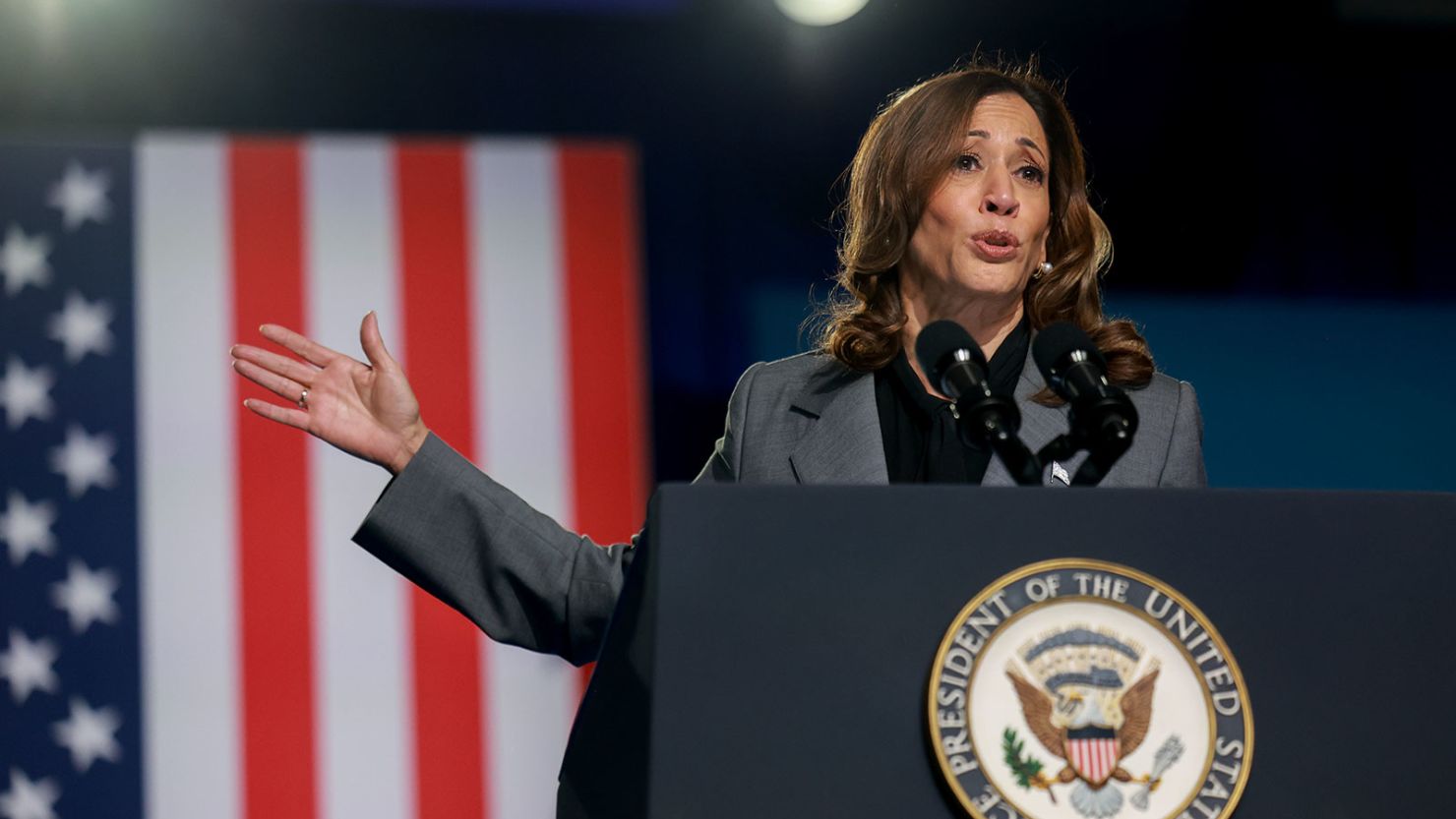 Kamala Harris promete mantener restricciones al asilo y seguridad fronteriza
