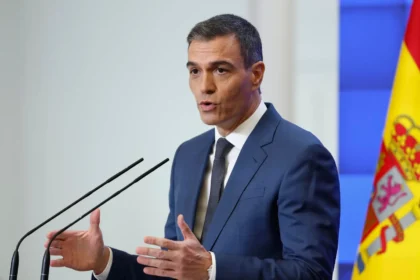 Pedro Sánchez no reconoce la victoria de Edmundo González
