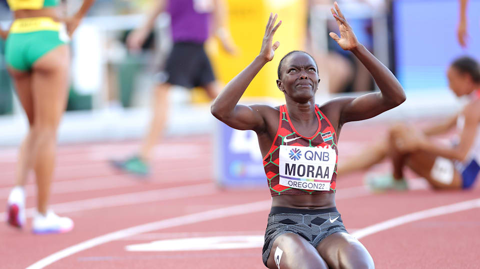 Mary Moraa establece un nuevo récord mundial en los 600 metros Mary Moraa establece un nuevo récord mundial en los 600 metros