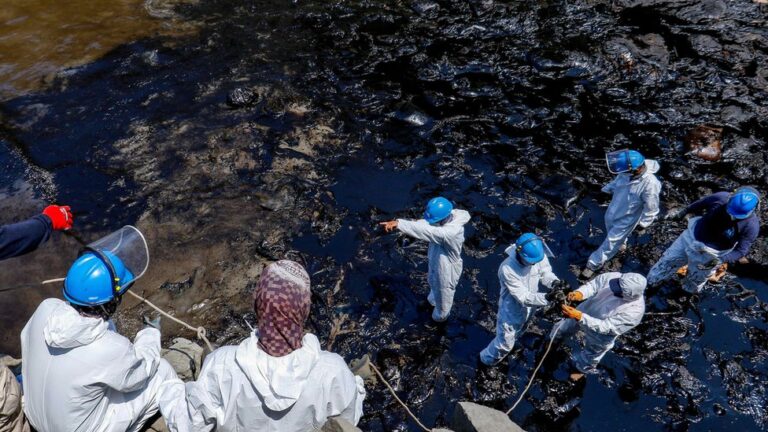 Derrame de petróleo contamina la amazonía peruana y afecta a comunidades indígenas
