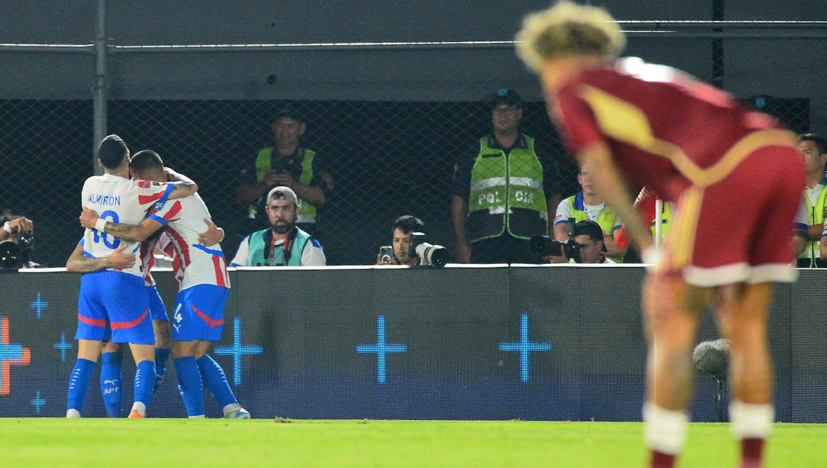 Venezuela sufre una derrota ante Paraguay en las Eliminatorias al Mundial 2026 Venezuela sufre una derrota ante Paraguay en las Eliminatorias al Mundial 2026