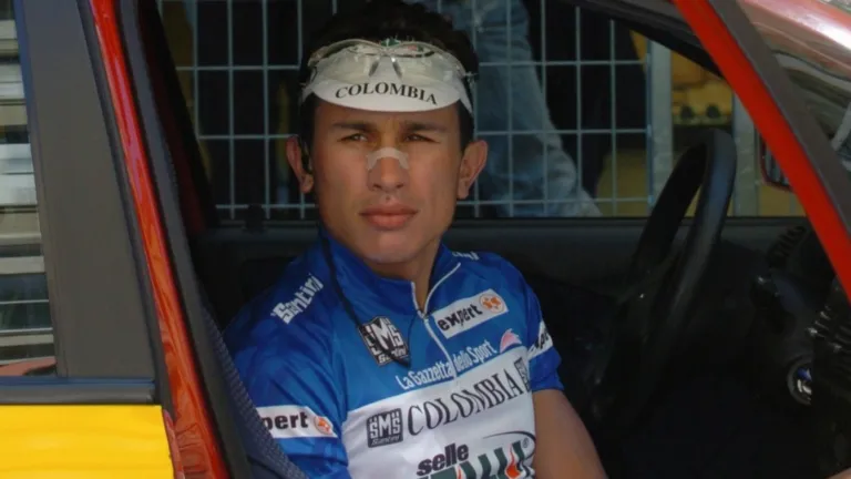 Marlon Alirio Pérez, campeón colombiano de ciclismo, muere tras un violento robo