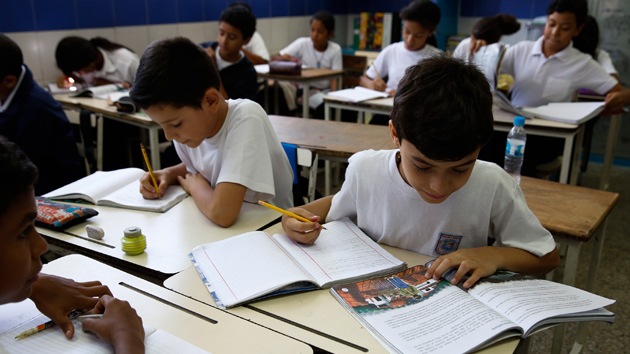 Educación pública en Venezuela enfrenta una crisis de escasez de docentes