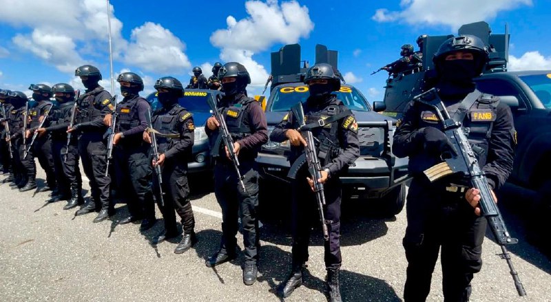 GNB captura a 6 personas dedicadas al tráfico de drogas en Maracaibo GNB captura a 6 personas dedicadas al tráfico de drogas en Maracaibo