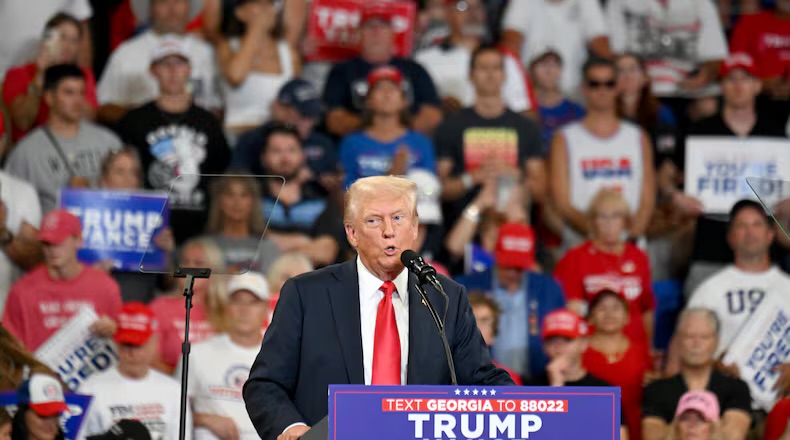 Trump acusa a Harris de haber “destruido” Estados Unidos