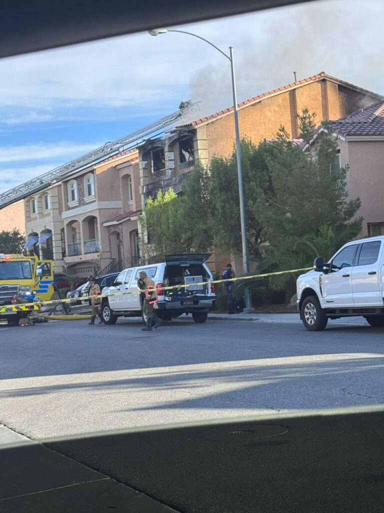 Gran fuga de gas provocó incendio en residencia de Las Vegas, Nevada Las Vegas