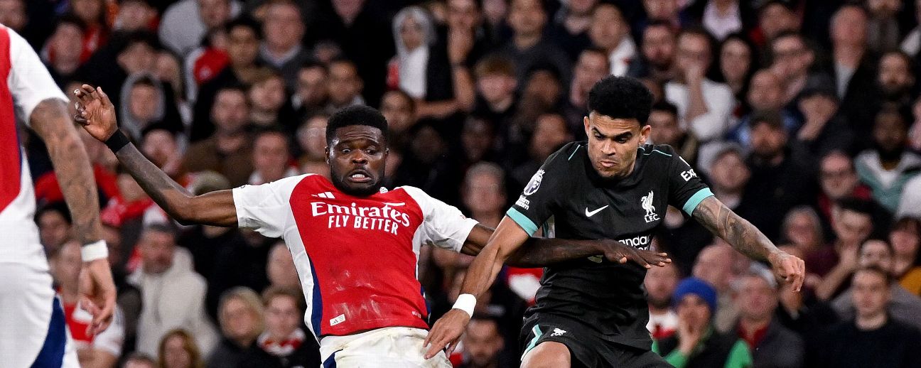 Liverpool empata con el Arsenal 2-2 y pierde el liderato Liverpool empata con el Arsenal 2-2 y pierde el liderato