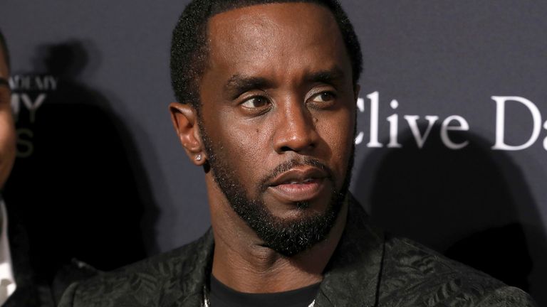 Sean 'Diddy' Combs acusa al gobierno de filtrar videos donde golpea a su expareja durante el Juicio sean diddy combs