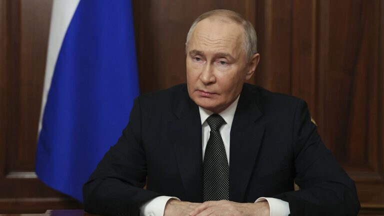 Putin prohíbe la adopción de niños rusos por ciudadanos de países con leyes de transición de género