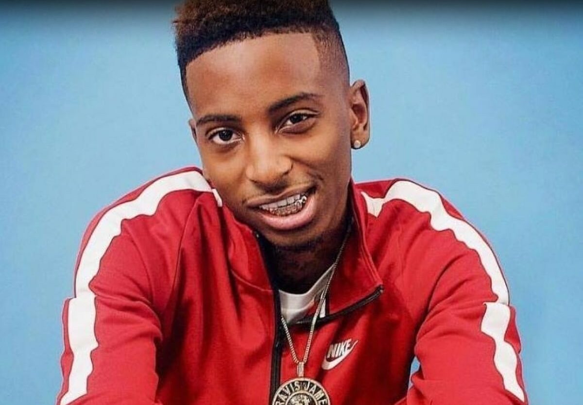FunnyMike destroza una televisión tras perder una apuesta en la pelea Tyson vs. Paul FunnyMike