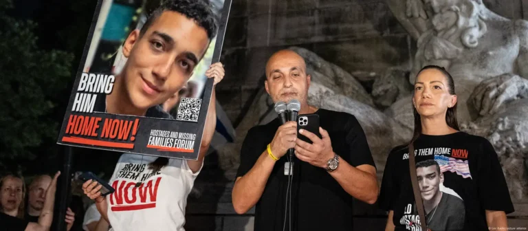 Hamás revela video de rehén israelí en Gaza: Pide negociaciones para su liberación