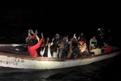 Detienen a 22 migrantes venezolanos en Curazao