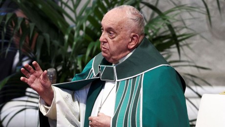 Papa Francisco destaca el sufrimiento de mujeres y niños en Gaza durante el Ángelus