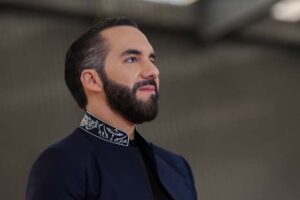 Bukele critica la prohibición de minería en El Salvador y plantea su reapertura