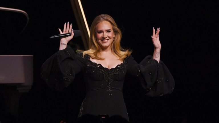 La última actuación de Adele en Las Vegas emociona a miles de fans