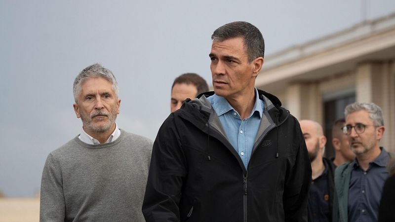 Sánchez califica de marginales a manifestantes tras ser abucheado en Valencia