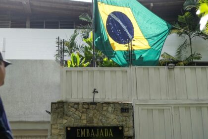 embajada argentina caracas venezuela