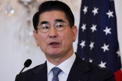 Detienen a exministro de Defensa de Corea del Sur por la declaración de ley marcial