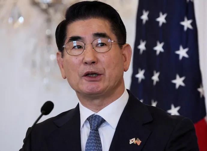 Detienen a exministro de Defensa de Corea del Sur por la declaración de ley marcial