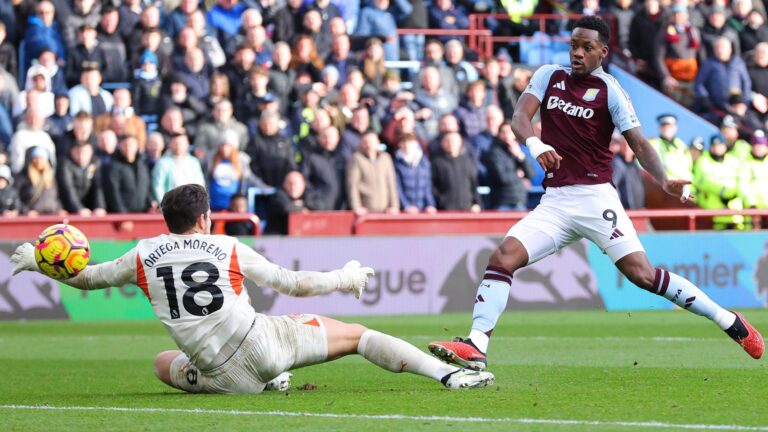 Aston Villa derrota a Manchester City y se afianza en la zona de copas