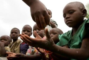 Biden anuncia ayuda humanitaria de más de mil millones de dólares para África