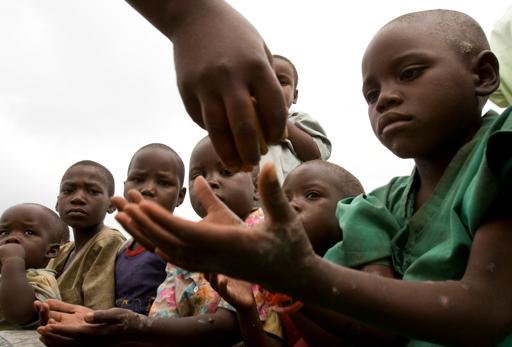 Biden anuncia ayuda humanitaria de más de mil millones de dólares para África Biden anuncia ayuda humanitaria de más de mil millones de dólares para África