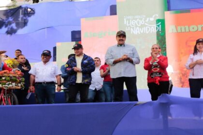 Nicolás Maduro critica la canción "Veneka" de Akapellah y Rawayana