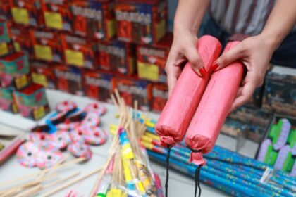 Imponen penas de cárcel por venta de fuegos pirotécnicos a menores en Venezuela