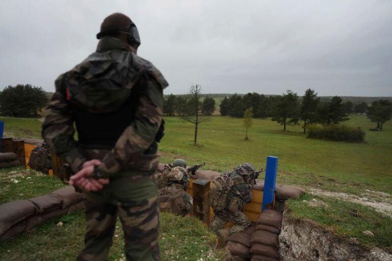 Rusia y Ucrania intercambian 300 prisioneros de guerra en un nuevo acuerdo