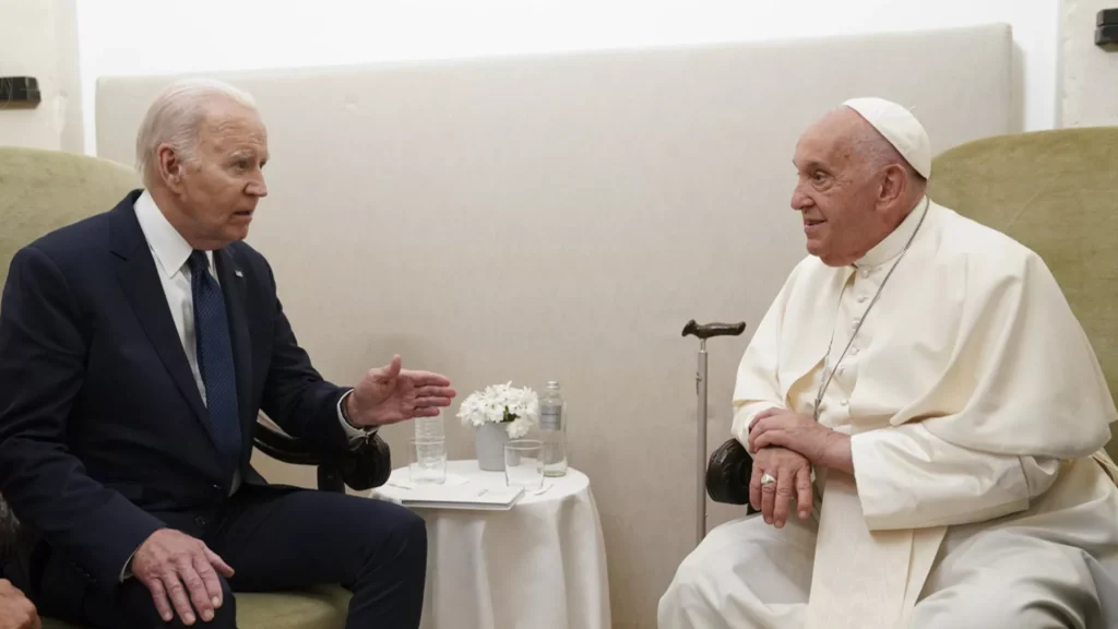 Joe Biden otorga al Papa Francisco la Medalla de la Libertad Joe Biden otorga al Papa Francisco la Medalla de la Libertad