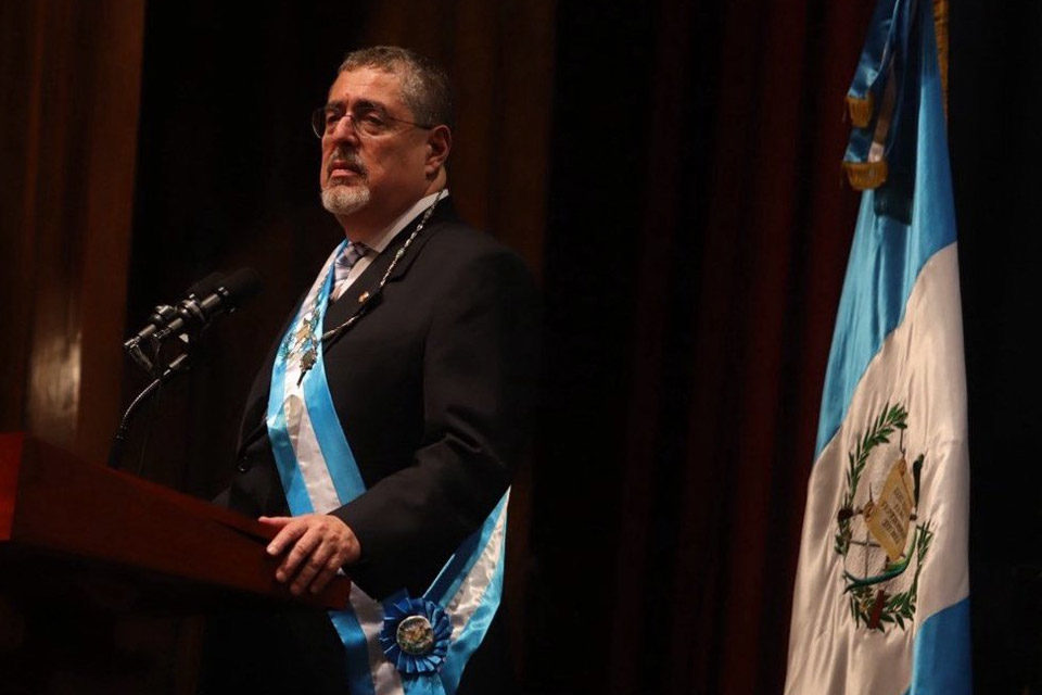 Edmundo González llega a Guatemala para reunirse con el Presidente Bernardo Arévalo