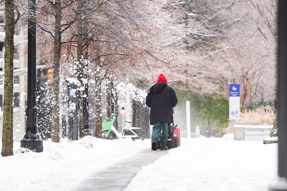 Tormenta invernal rompe récords de nieve en el sur de Estados Unidos
