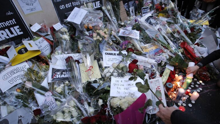 Francia recuerda el ataque a Charlie Hebdo en su décimo aniversario