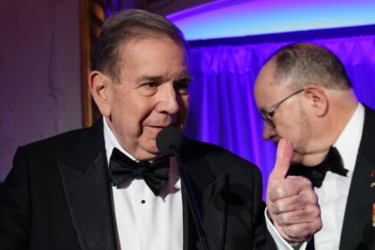 Edmundo González se pronuncia en gala inaugural de Trump: "La libertad prevalecerá en Venezuela"