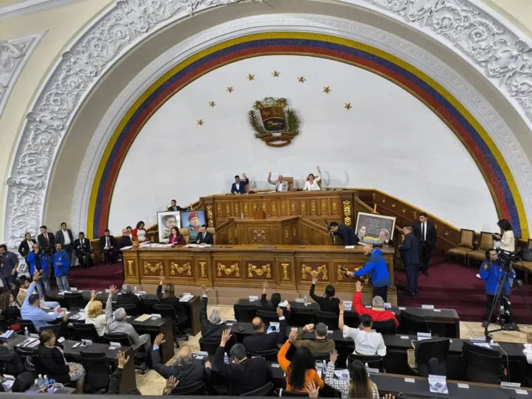 uribe duque asamblea nacional