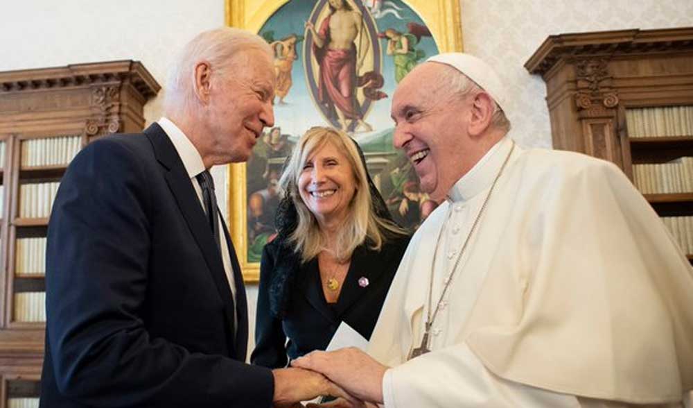 Joe Biden otorga al Papa Francisco la Medalla de la Libertad Joe Biden otorga al Papa Francisco la Medalla de la Libertad
