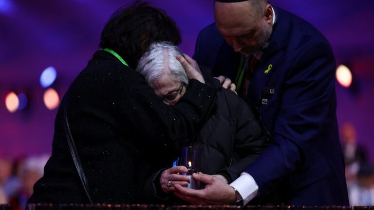 Supervivientes de Auschwitz conmemoran el 80º aniversario de la liberación